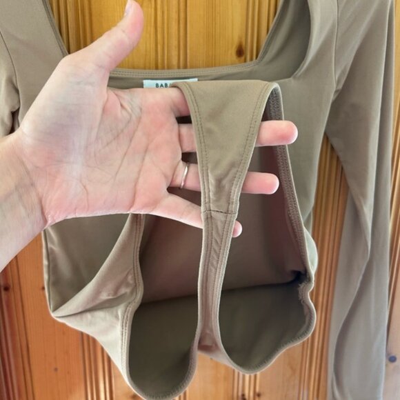 Babaton Contour Squareneck Longsleeve Bodysuit - Picture 4 of 7